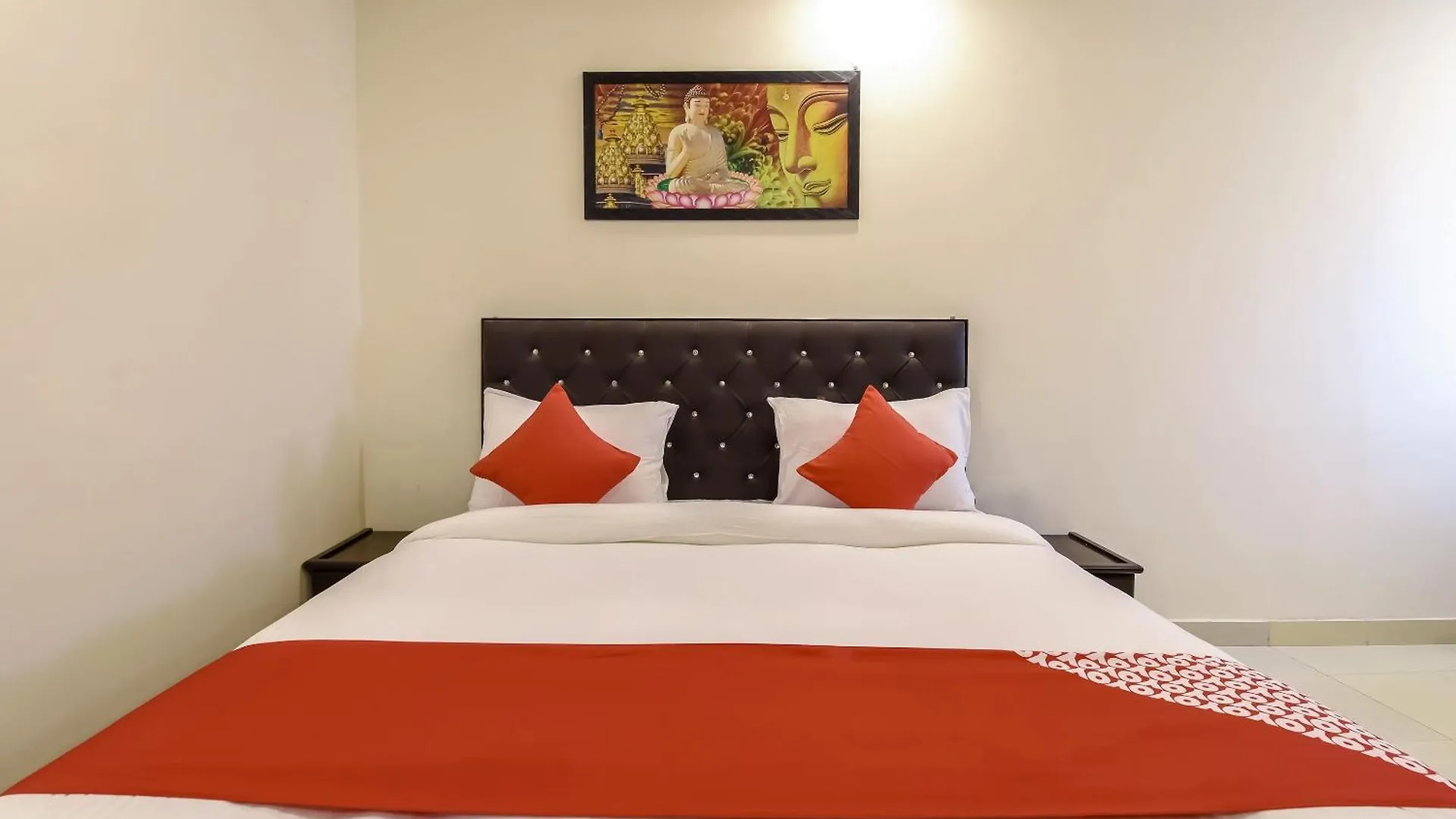 ***  Oyo Flagship Hotel Happy Stay New Delhi India