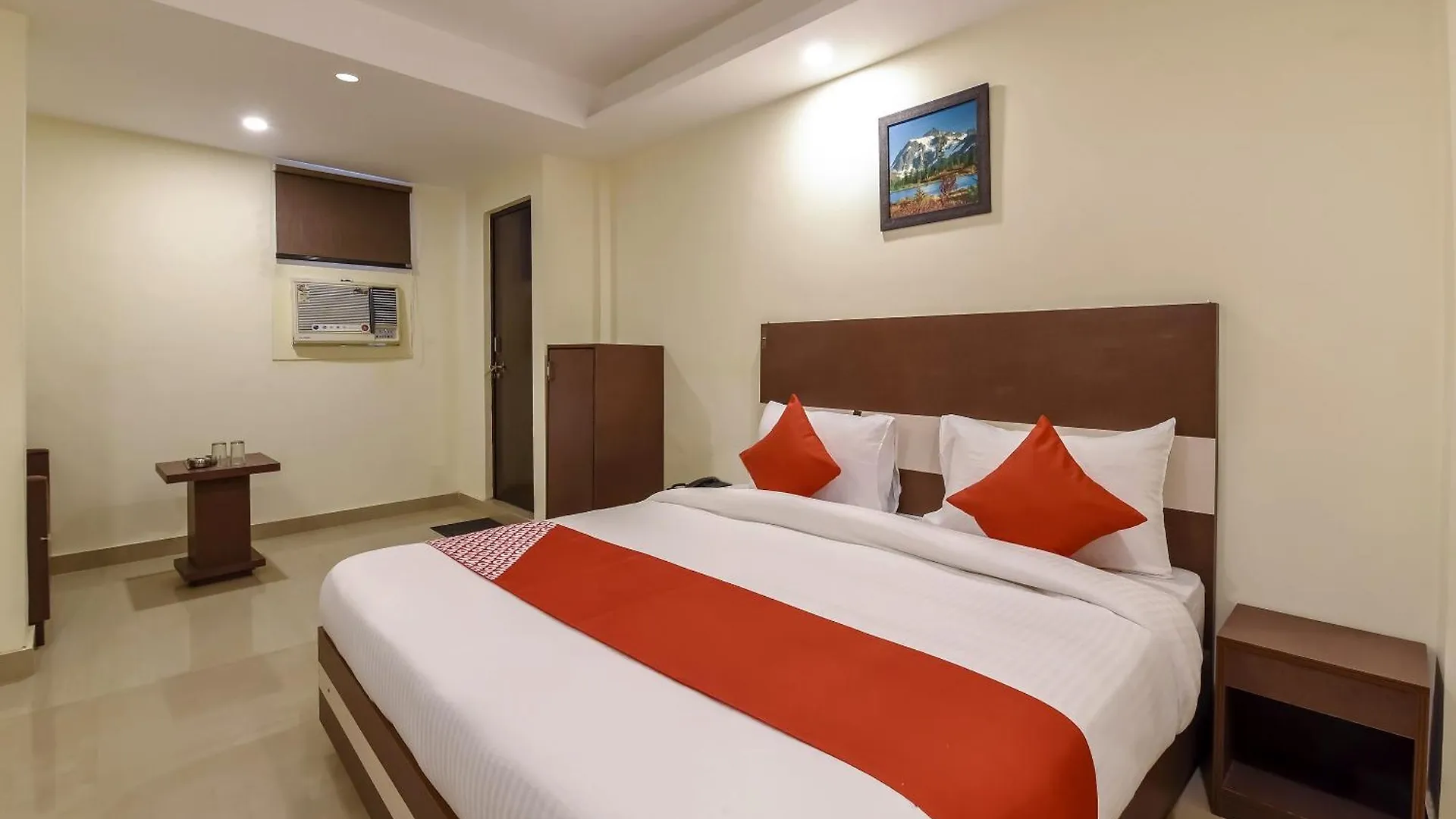 Oyo Flagship Hotel Happy Stay New Delhi