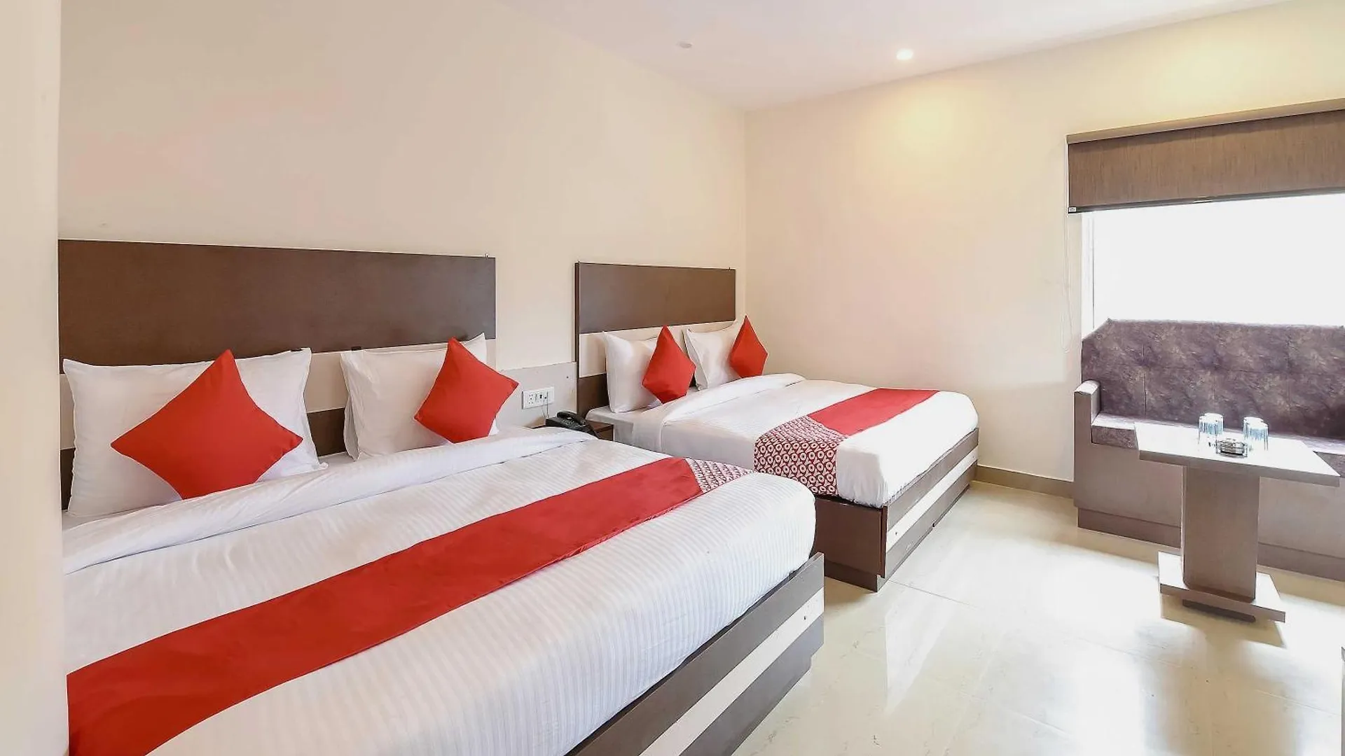 ***  Oyo Flagship Hotel Happy Stay New Delhi India