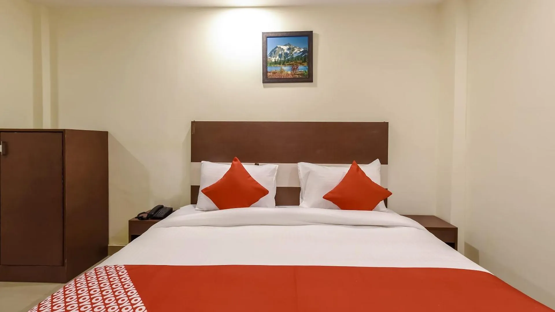 Oyo Flagship Hotel Happy Stay New Delhi