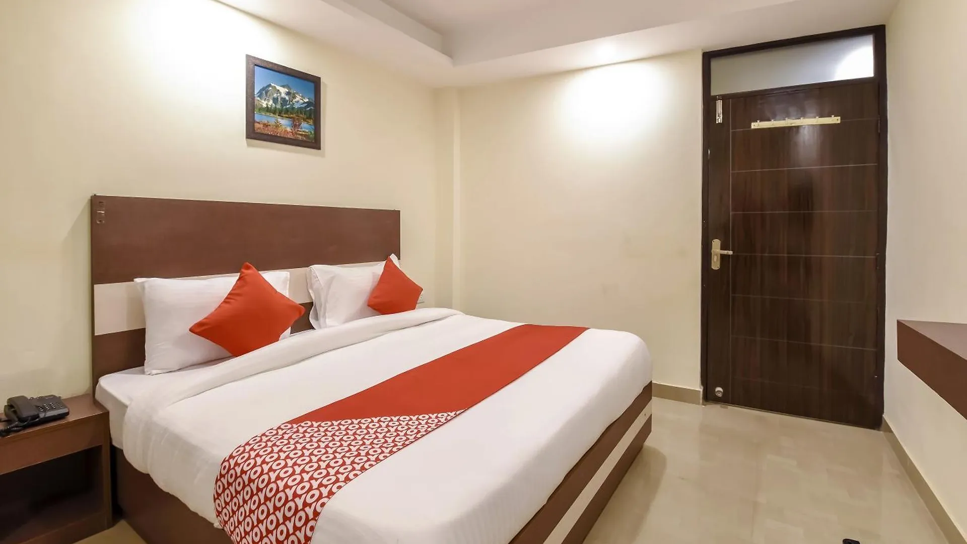 Oyo Flagship Hotel Happy Stay New Delhi