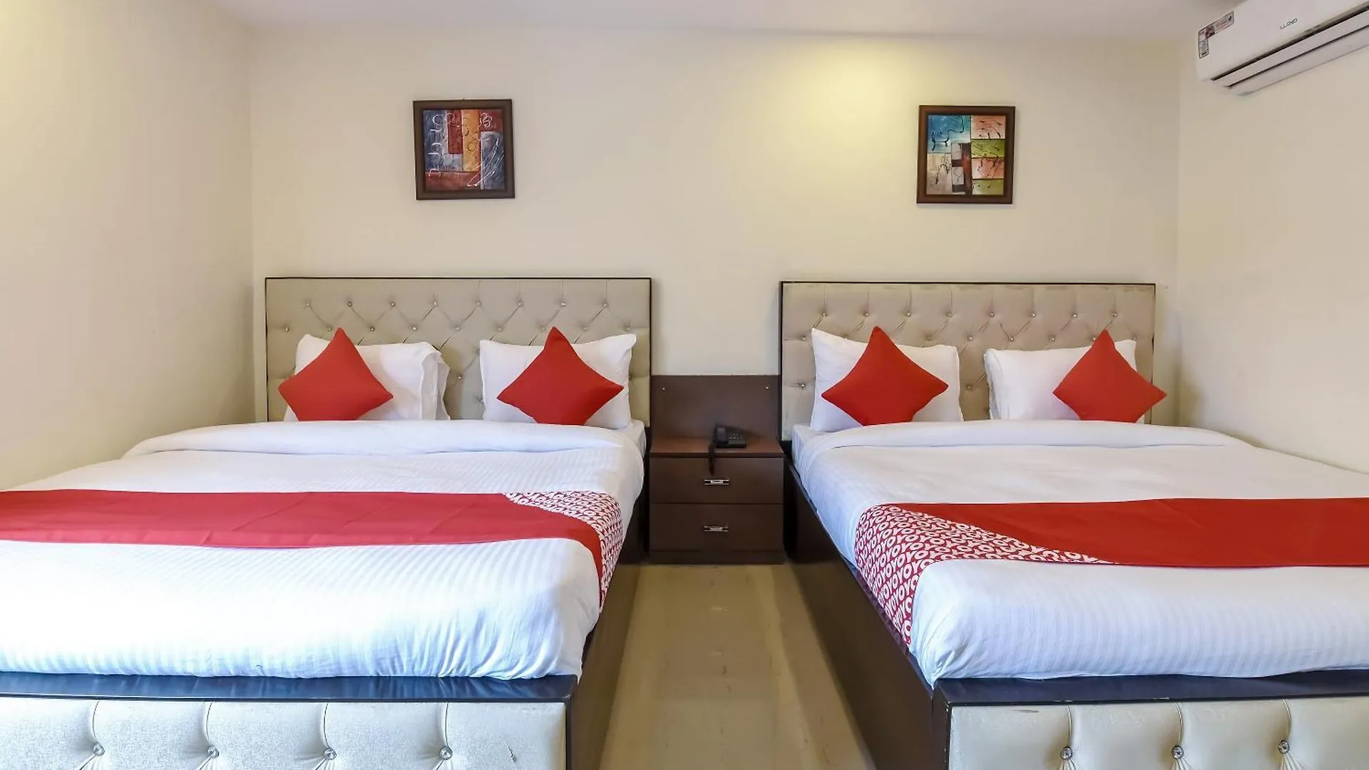 Oyo Flagship Hotel Happy Stay New Delhi