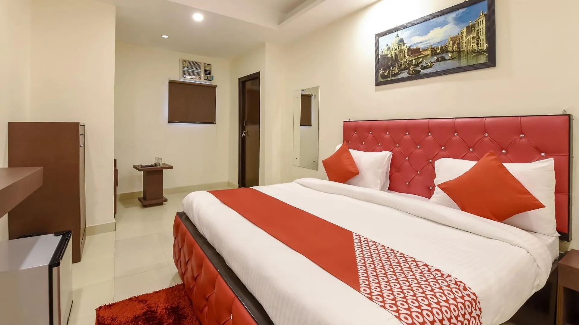 ***  Oyo Flagship Hotel Happy Stay New Delhi India